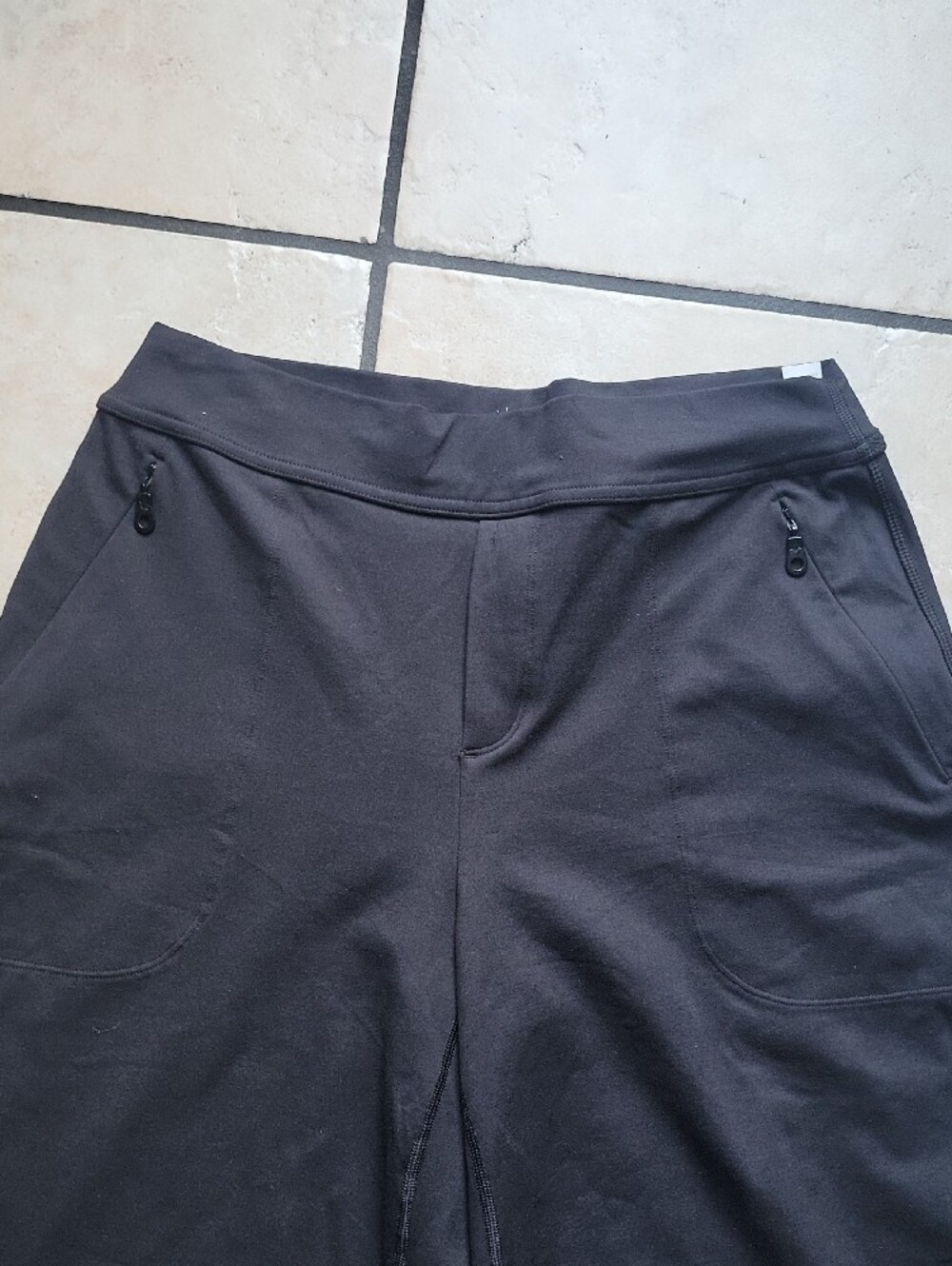 aerie Black Boot-Cut Wide-Leg Pants - Picture 2 of 4